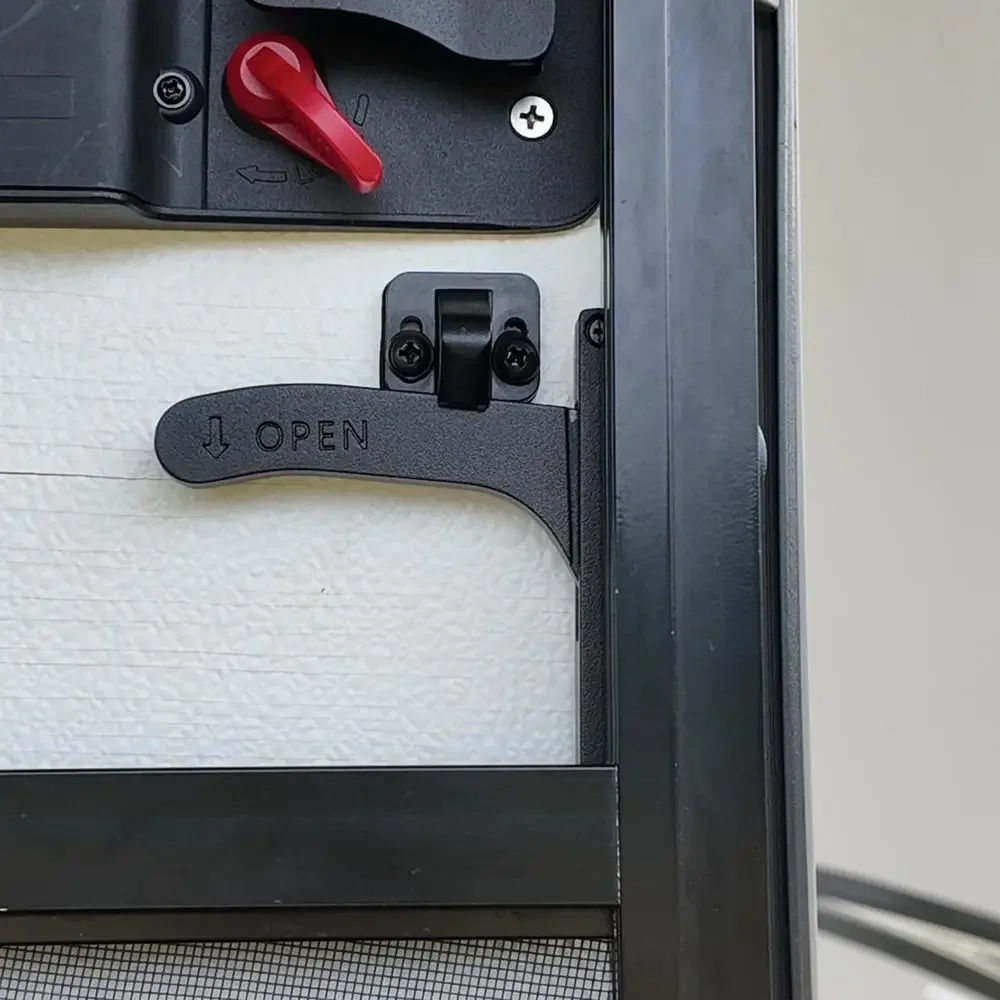 طقم استبدال مقبض الباب الأيمن  - مراجعة Door Handle وسعره