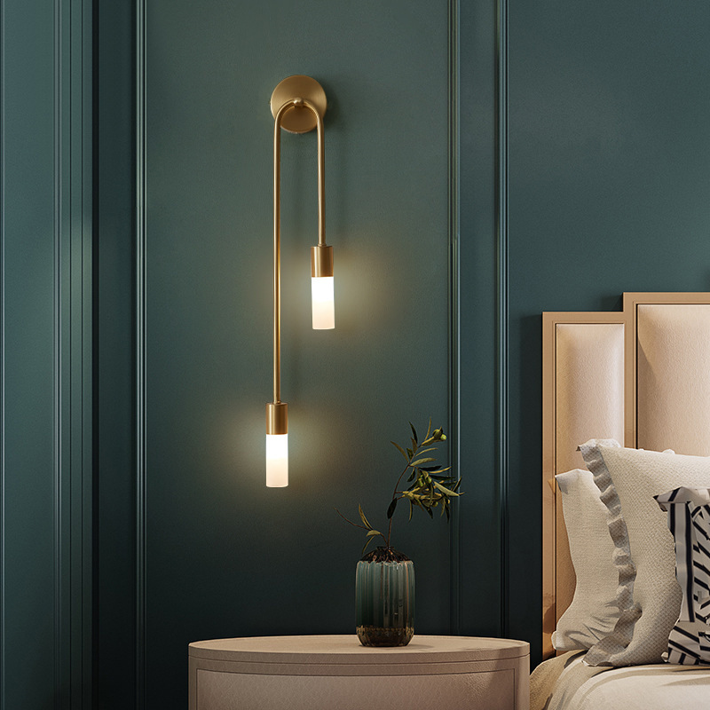 مصباح جداري عصري بتصميم إسكندن - مراجعة Light Switch وسعره