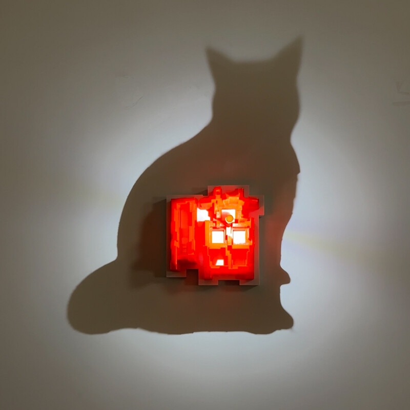 مصباح ليلي ثلاثي الأبعاد بتأثي - مراجعة Light Switch وسعره